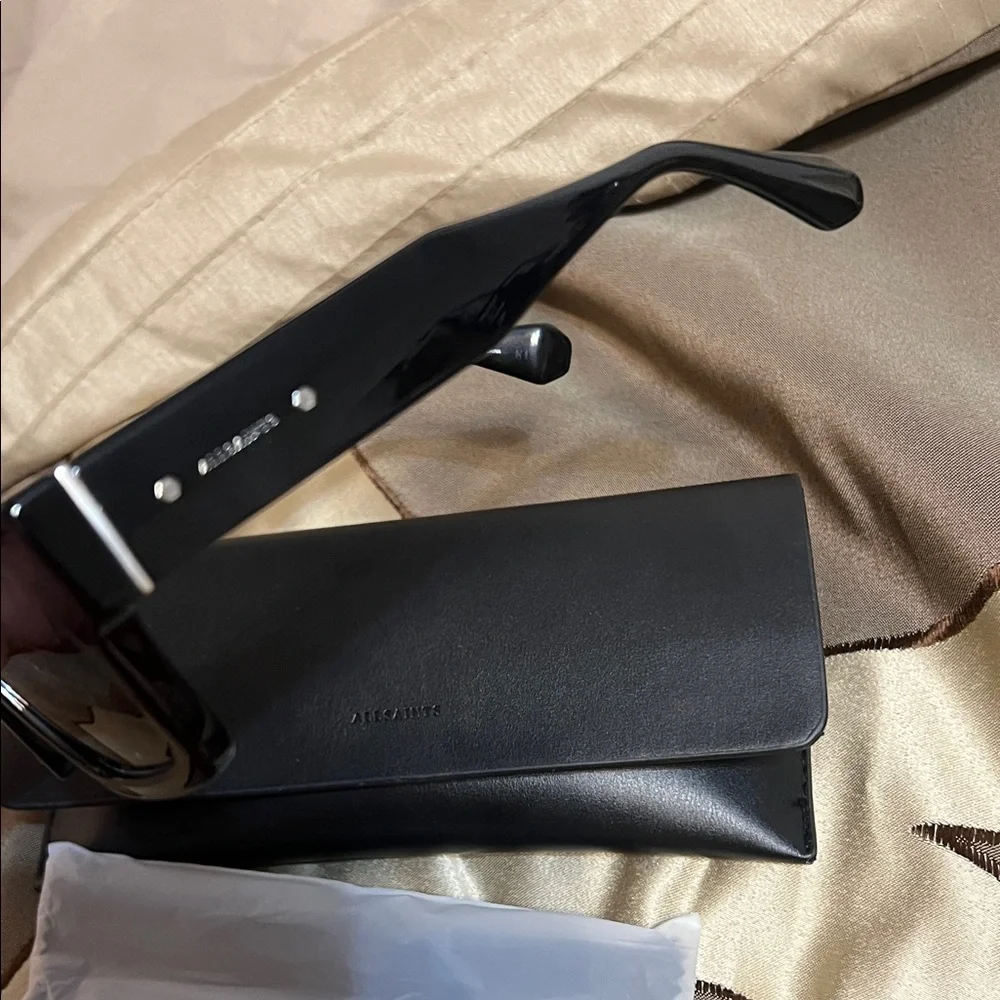 All Saints Black Sunglasses brandnew never worn - Picture 8 of 10